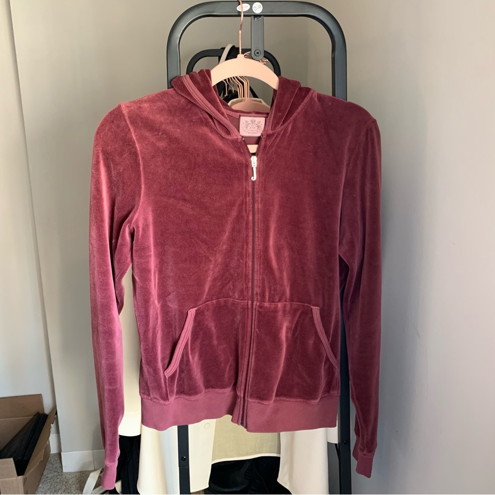 Juicy zip up